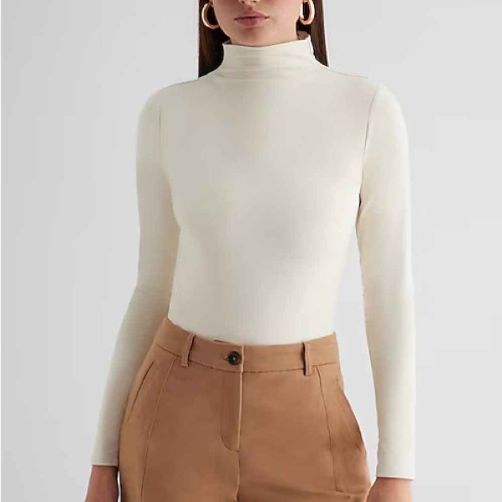 Express Body Contour Cream Mock Neck Cutout Back Long Sleeved Bodysuit Size M